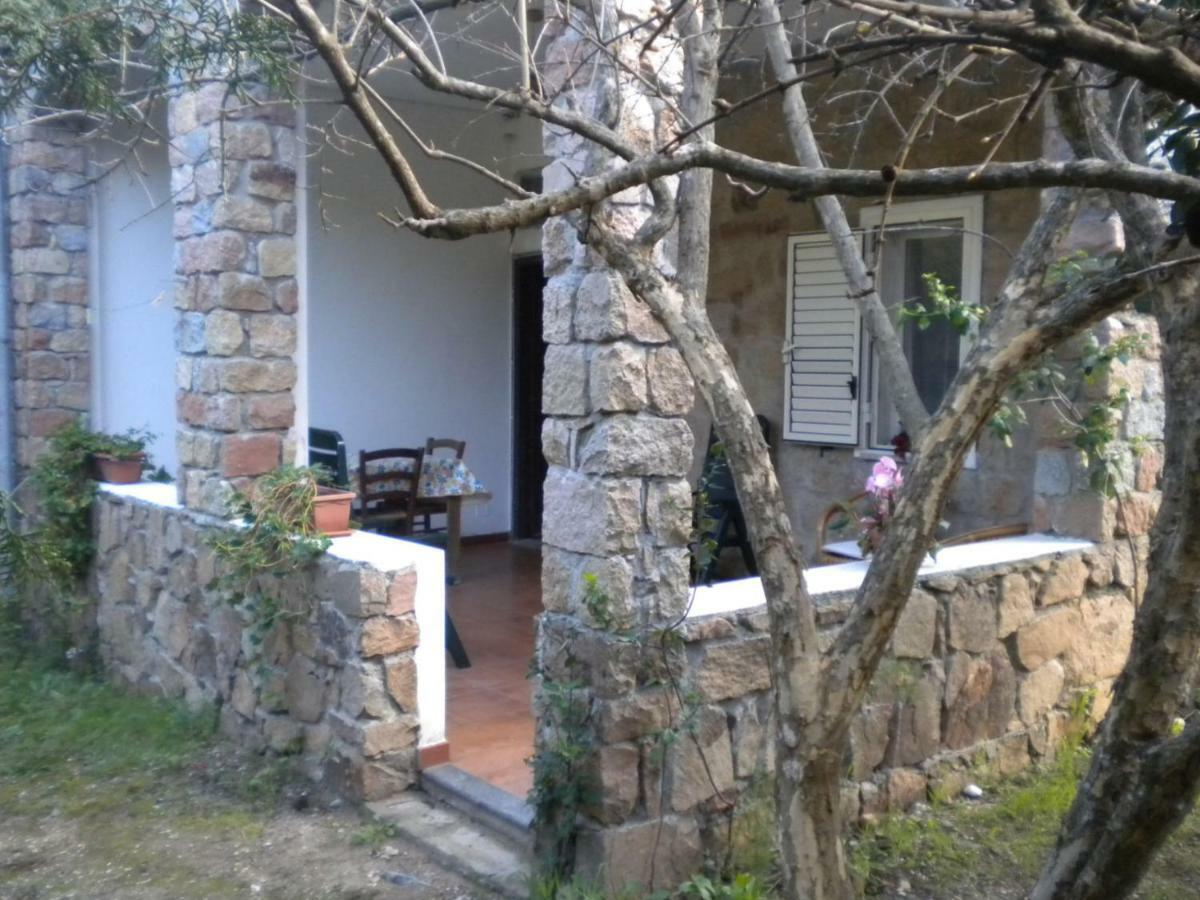 Villa Pedras House Holidays Santa Maria Navarrese Exterior foto